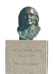 Byste over Minna Wetlesen, 2001